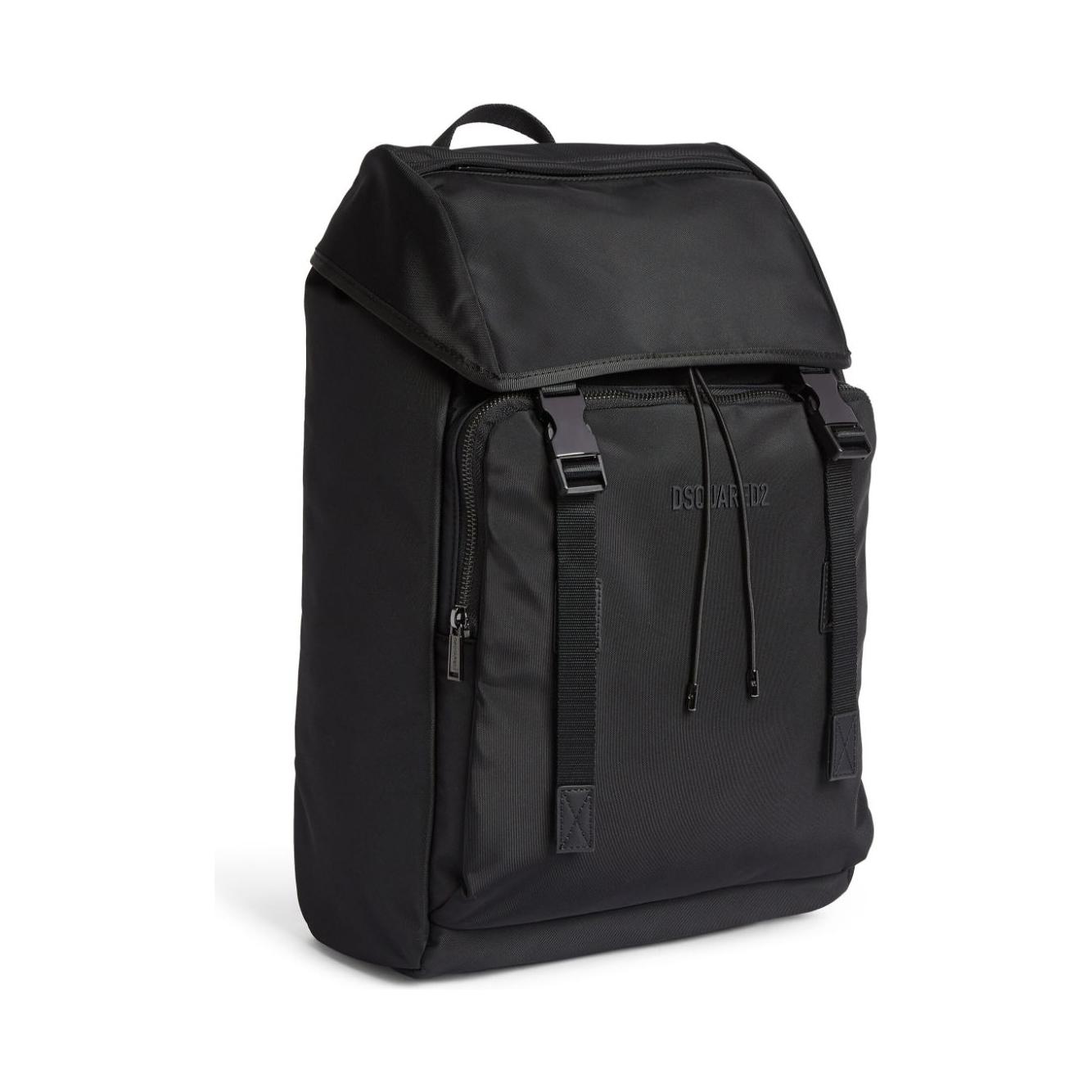 Front view with bag zipped and handles upright.